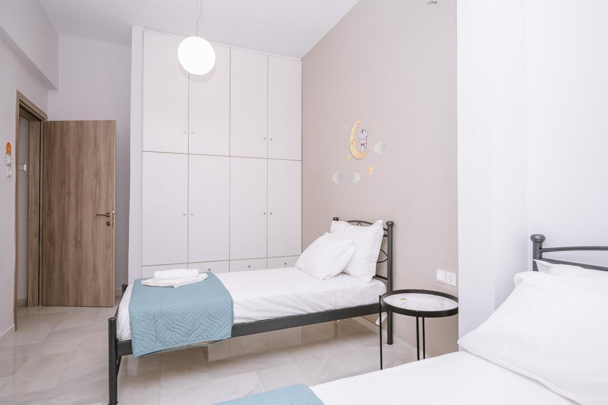 Brand New Family House Est. 2023 Apartment Ираклио Екстериор снимка