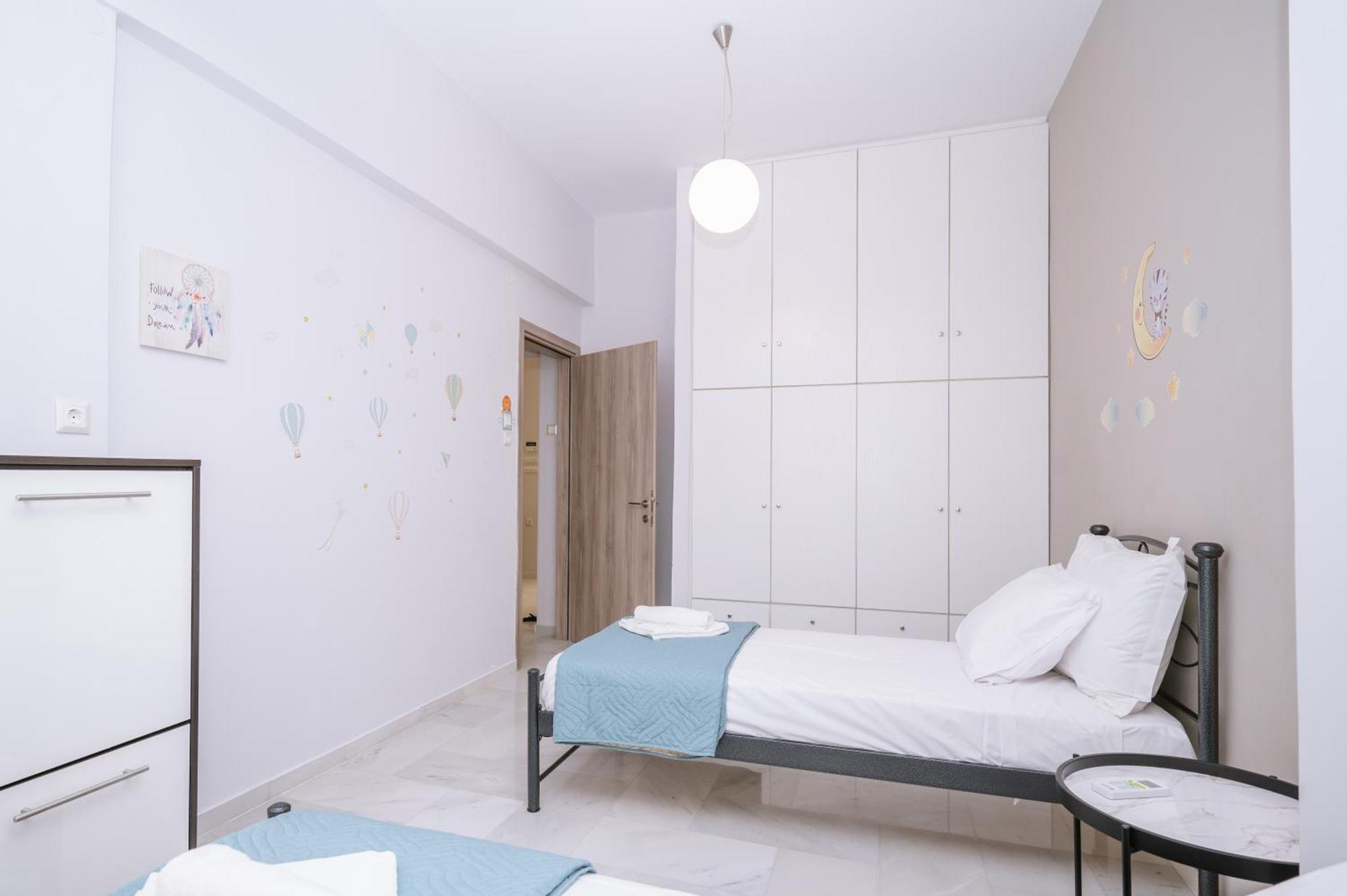 Brand New Family House Est. 2023 Apartment Ираклио Екстериор снимка